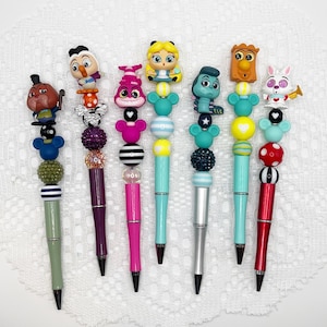 Alice in Wonderland Inspired Autograph Pen, beaded ballpoint pen with Disney Doorable, Caterpillar, Tweedle Dee, Tweedle Dum, March Hare