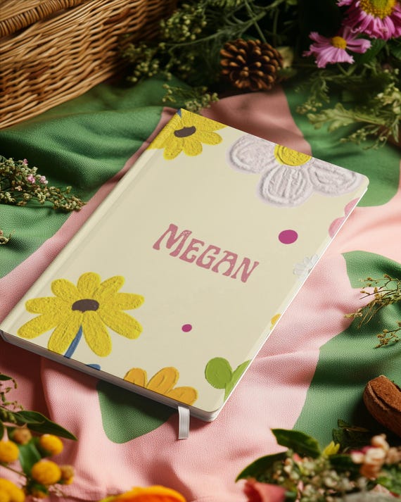 Personalized Floral Journal | Custom Name Notebook | Bright Daisy Design | Gift for Girls, Teens, Teachers & Writers