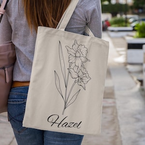 Custom Birth Flower and Name Canvas Tote Bag, Personalized Eco-Friendly Shopper, Gift for Her, Sustainable Boho Bag