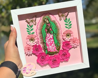 Maagd Maria Shadow Box Bloemenlijst, Virgen de Guadalupe, Religieus Frame, Virgencita con flores, Virgencita Decor, Cuadro de Virgencita