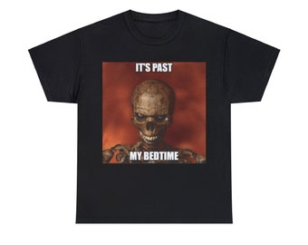 It's Past My Bedtime Camicia unisex per adulti, Dank Meme Citazione Camicia Fuori dalla tasca T-shirt umoristica Divertente dicendo Y2k Regalo unisex alla moda