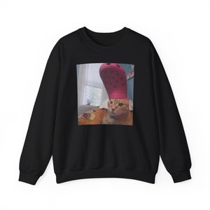 Funny Cat Crewneck - Hilarious Unisex Sweatshirt, Quirky Graphic Design, Perfect for Cat Lovers and Humor Enthusiasts