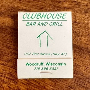 Vintage Wisconsin Matchbook - Vintage Restaurant Matches - CLUBHOUSE BAR & GRILL, Woodruff, Wi