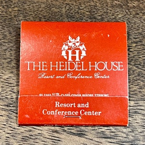 Vintage Wisconsin Matchbook - Vintage Hotel Matches - Heidel House Resort, Green Lake, WI