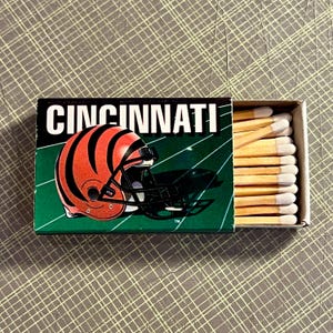 Cincinnati Bengals - Vintage NFL Football Matchbox - Vintage Matches - Sports Team Memorabilia