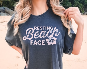 Koszulka „Resting Beach Face”: Komfortowe kolory, zabawna, wakacyjna koszulka letnia