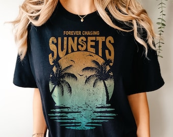 Koszulka Forever Chasing Sunsets: Koszulka z grafiką w stylu retro na plaży