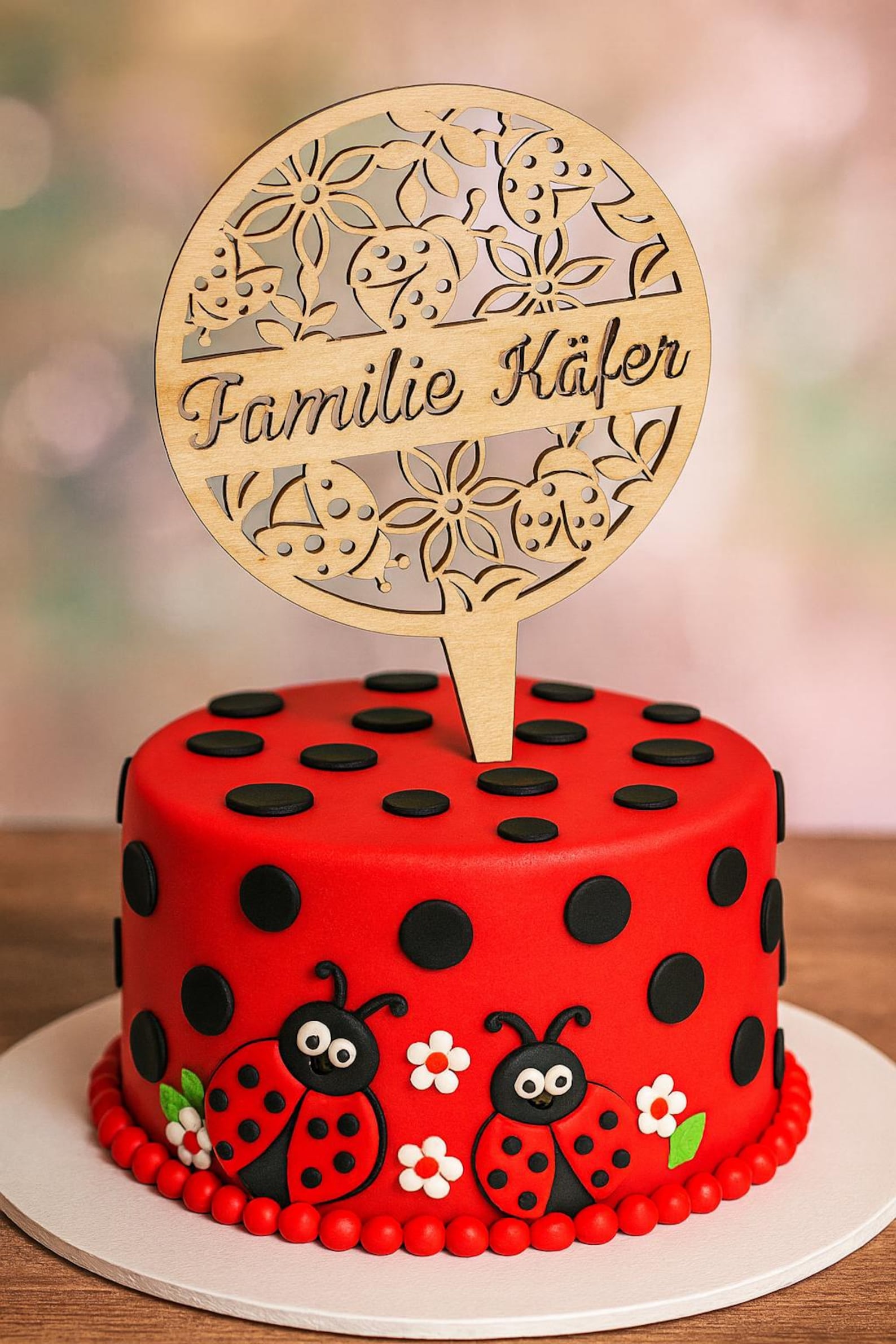 Topper Ladybug Beautiful Cake Decoration: Ladybug Cake Topper for a Playful and ...