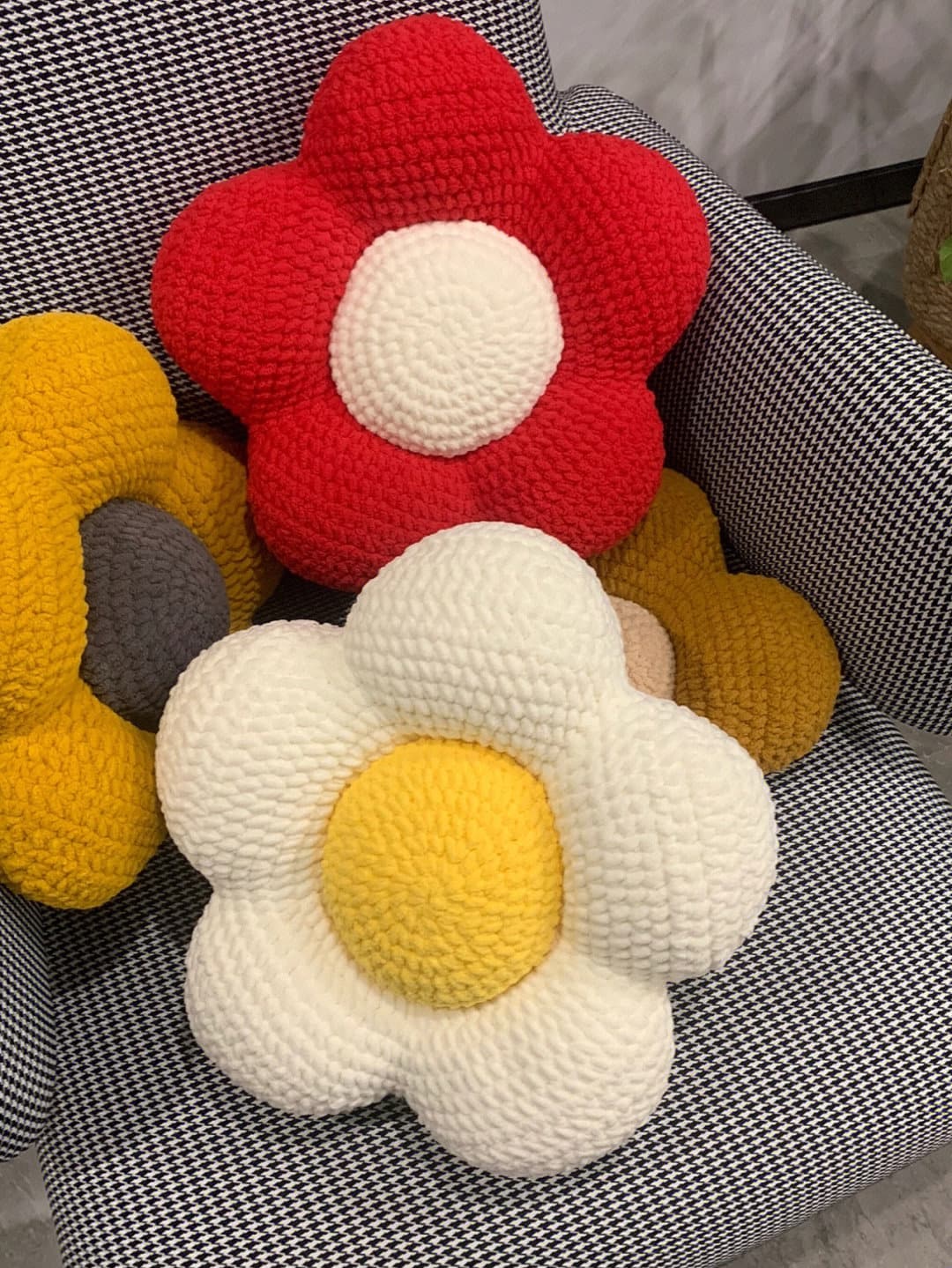 32 Flower Pillow Crochet Patterns for Cozy, Giftable Home Décor 11 Crochet pattern cute flower pillow Crochet plush toy