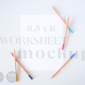 Maqueta de hoja de trabajo neutra, maqueta de papel de lápiz de color / 8,5 x 11 ", póster de retrato minimalista moderno, plantilla de maqueta de foto de planificador / JPG PSD E01