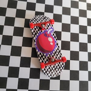 FingerbombSK8boards 34 mm Complete Fingerboard Real wear graphics (BF)