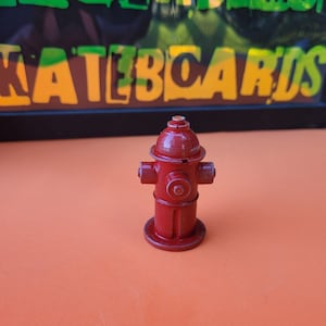 FingerbombSK8boards custom Fingerboard Obstacles (Fire Hydrant style 2)