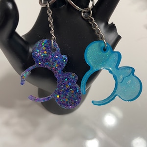 Minnie Mouse Ear Keychain | Minnie Mouse Keychain | Disney Keychain | Minnie Ears | Minnie Keychain | Resin Keychain | Gifts under 10