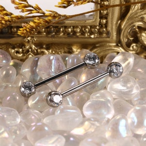 G23-Titanium Nipple-Barbells 14G Nipple Piercings Front Facing Clear CZ Nipple Rings