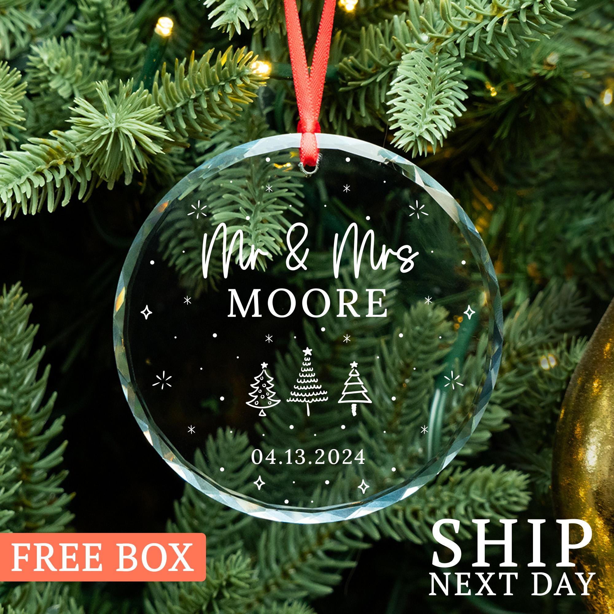 Personalized Married Ornament, First Christmas Ornament, Custom Ornament, Christmas Gift Ornament, Glass Ornament, New Family Ornament