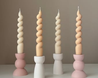 Vela cônica espiral artesanal de cera de soja: peça central decorativa