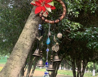 Corona de campanas de bruja para puerta, regalo de decoración de cocina de bruja, campanas de protección, campanas de brujas, corona de brujas, regalos de inauguración de la casa