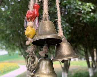 Village Bells on a Rope， Bell Chime， Garden Decor，Vintage Brass Bells，Outdoor Indoor Front Door Decor， Hanging Witch Bell