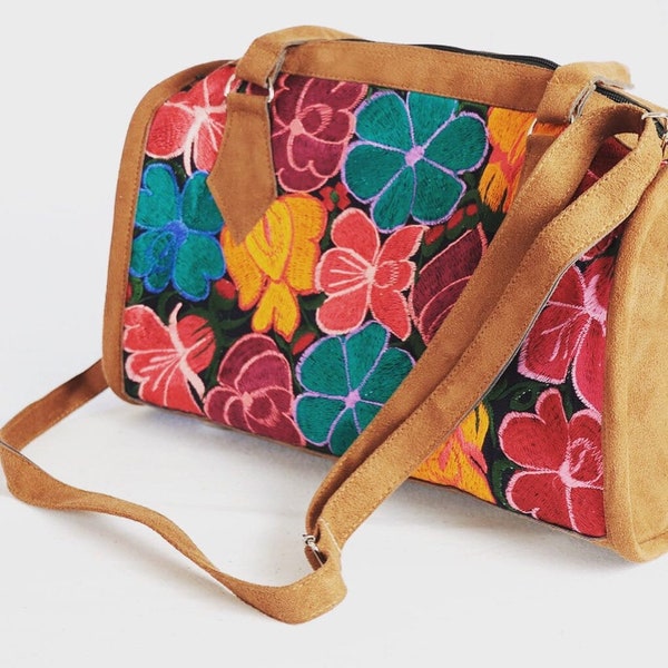 Lederhandtasche mit Blumenmuster