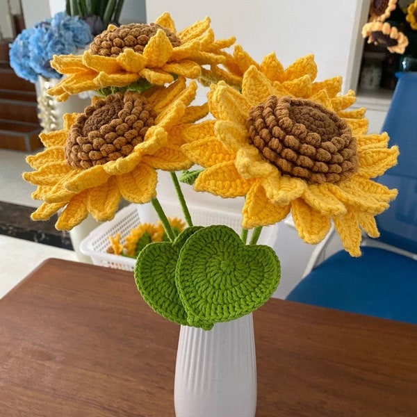 Sonnenblumenstrauß gehäkelt Wunderschönes Zimmerdekor Strickblumen