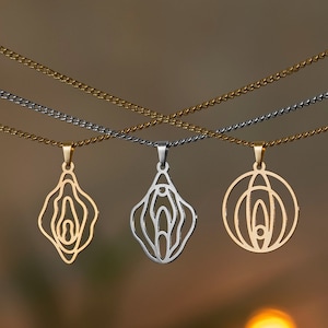 Collana Vulva Design / Oro e Argento / Forme Diverse / Dalla Germania / Gioielli Femministi