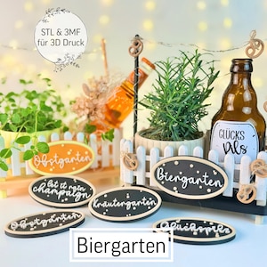 Könnte beinhalten: Handgefertigtes Holzschild mit dem Text "Welcome to our home" in handschriftlichem Stil. Das Schild ist weiß lackiert mit einem Used-Look und einem dunkelbraunen Rand. Geeignet für den Innen- und Außenbereich.