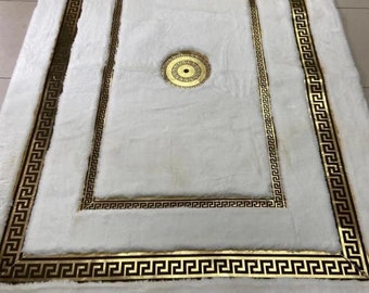 White Fur Carpet, White With Golden Fur Rug, Shaggy And Leather Carpet, Faux Fur Rug, Luxury Rug, Rugs For Living Room And Bedroom, Gift Rug