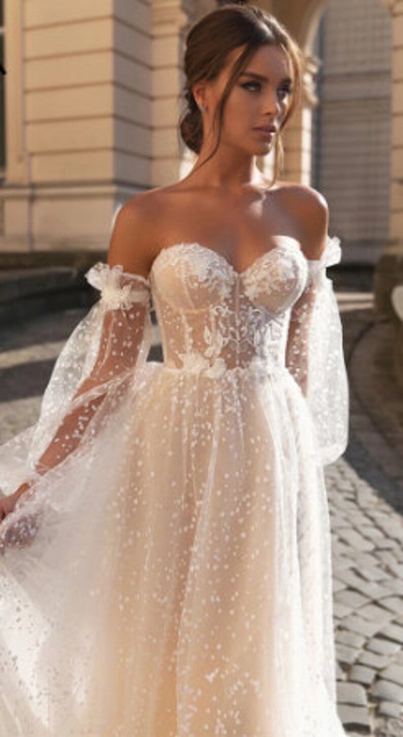 Spot off the Shoulder Wedding Dress Aline for Bride With Detachable