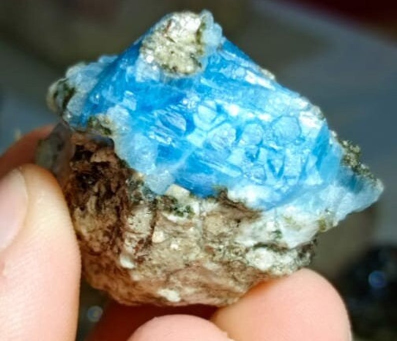 Raw Aquamarine Crystal, Rough Aquamarine Stone, Aquamarine Specimen ...