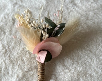 Groom Boutonniere Romanticism Rose, realizzato con fiori secchi, accessorio da sposa originale, rosa e bianco