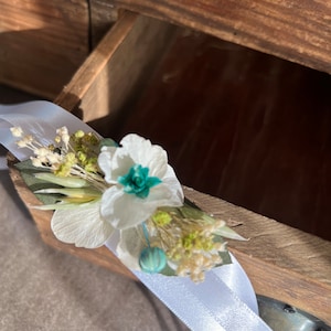 Emerald Bridal Bracelet, made of dried flowers, green and cream