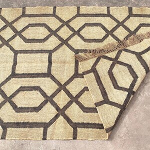 Kilim Rug Runner | Handwoven Wool and Jute Rug | Handmade Kilim Dhurrie Rug | Motifs Oriental Traditional Indian Geometric Turkish Rugs