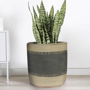 Handmade Jute Kilim Pot Planter, 12x12 Inch Colorful Modern Farmhouse Living Room Basket Cover, Boho Nursery Garden Waterproof Planter Cover