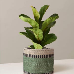 Handmade Jute Kilim Pot Planter, 12x12 Inch Colorful Modern Farmhouse Living Room Basket Cover, Boho Nursery Garden Waterproof Planter Cover