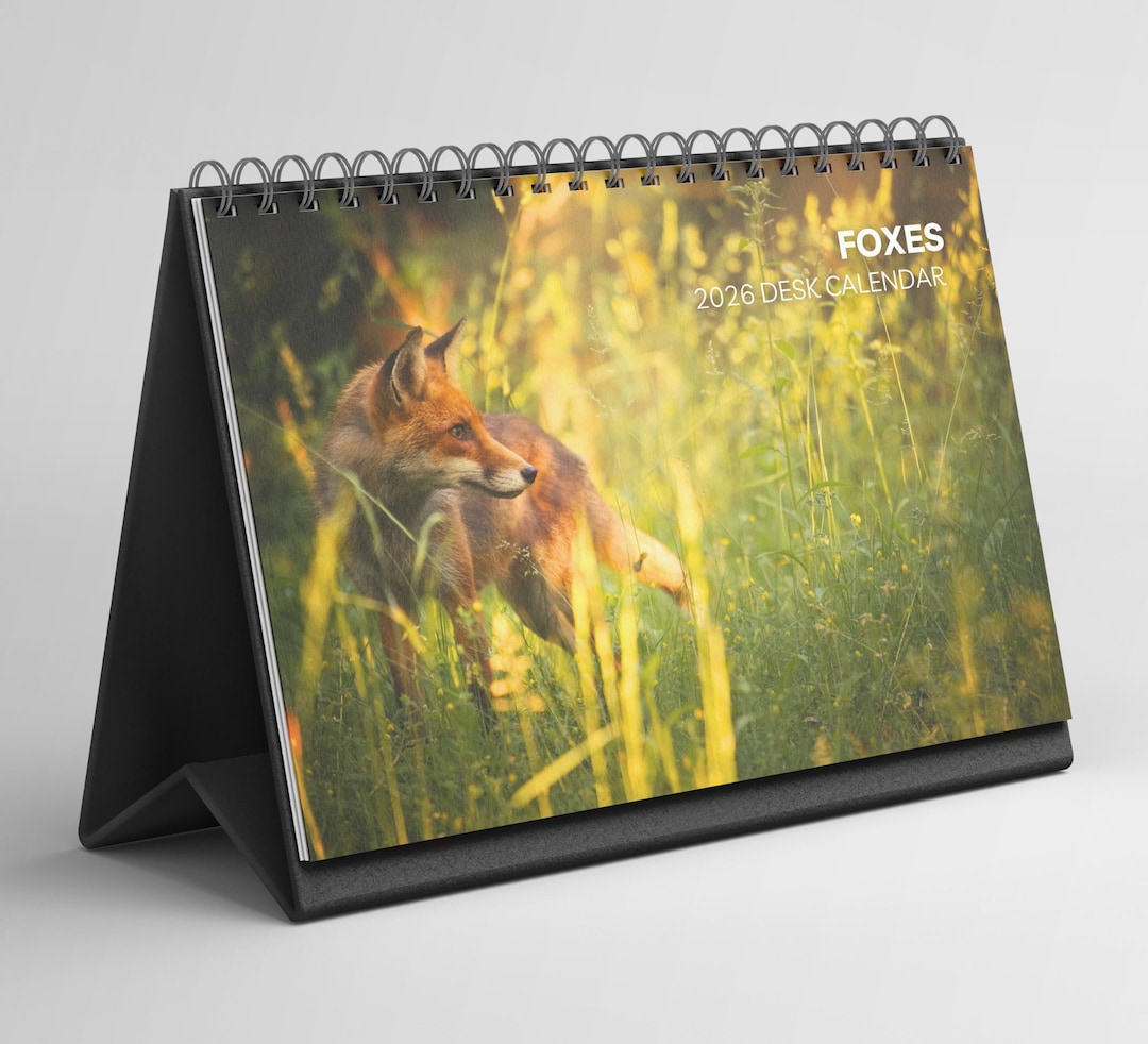 Fox Desk Calendar 2026-2027: Standing Flip Desktop Calendar With Thick ...