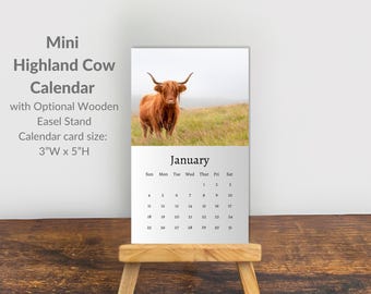 Highland Cow Calendar 2026: Mini Desk Calendar, Highland Cow Calendar 2026-2027, Perfect gift for stocking fillers and Highland Cow lovers