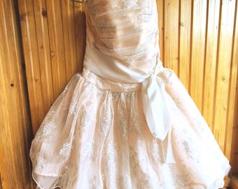 Vintage Jessica McClintock Peach Mini Prom Dress Size 9 with Fluffy Tutu Skirt — Retro 80s Party Dress