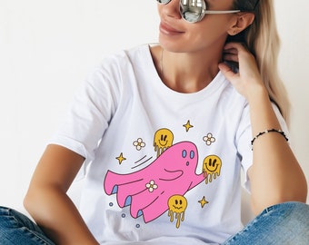 Ghost Smiley Tee | Hippie Halloween | Spooky Season | Salem | Hocus Pocus | Trendy Halloween | Halloween Party | Halloween T-Shirts | Cute