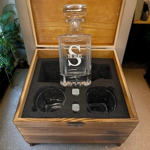 Personalized Whiskey Decanter Set, 1 Decanter - 2 Glasses - 4 Granite Stone, Groomsman Gift, Gift For Him, Father's Day Gift