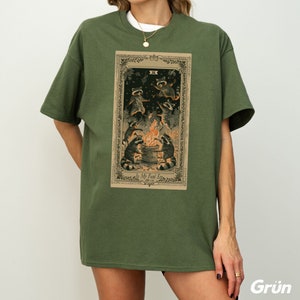 Retro Tarot Card In My Feral Era Summer T-Shirt Vintagelook Y2K Trendy Feral Waschbär-T-Shirt,Weirdcore Waschbär Shirt,Geschenk Für Sie