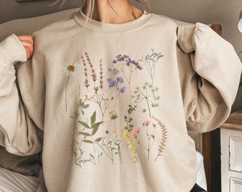 Dried Flowers Sweatshirt,Pressed Boho Flowers Sweater,Wildflowers Cottagecore Shirt,Vintage Look Botanical Floral Sweater,Romantic Top