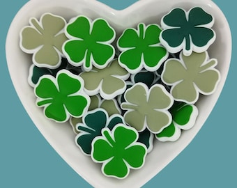 Perles focales en silicone pour trèfle à quatre feuilles, acier inoxydable Perle de la Saint-Patrick, Fournitures créatives pour bricolage