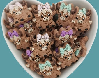 Girl Highland Cow Silicone Focal Beads,Animal Focal Beads，Bulk Silicone Beads ,Silicone beads Wholesale,Silicone Beads DIY