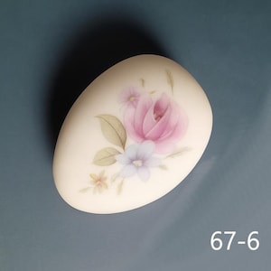 Small Bisque Hand Painted Egg, Vintage, Sand Filled, WDW Epcot