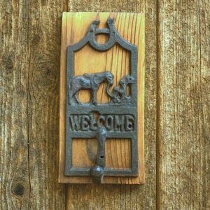 Vintage Cast Iron and Wood Welcome Hanger, Horse & Praying Cowboy by Cross, 1980s Western Wall Decor, 9" Tall