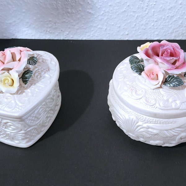 Vintage, porcelain, trinket box, Capodimonte style,  vintage, Heart, Round, Made in Japan