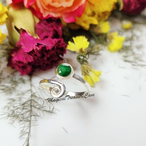 Emerald Round Ring, Green Gemstone Ring, 925 Sterling Silver Ring, Emerald Jewelry, May Birthstone Ring, Minimalist Ring,Valentine Day Gifts