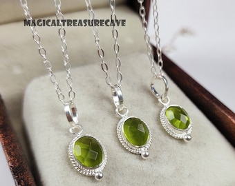 Halsband i sterlingsilver med peridot, ovalt hänge i grön ädelsten, handgjorda smycken med födelsesten i augusti, mors dag