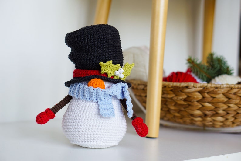 Crochet patterns Snowman gnome, Christmas Gnone, gnome amigurumi pattern, crochet holiday gnome image 9