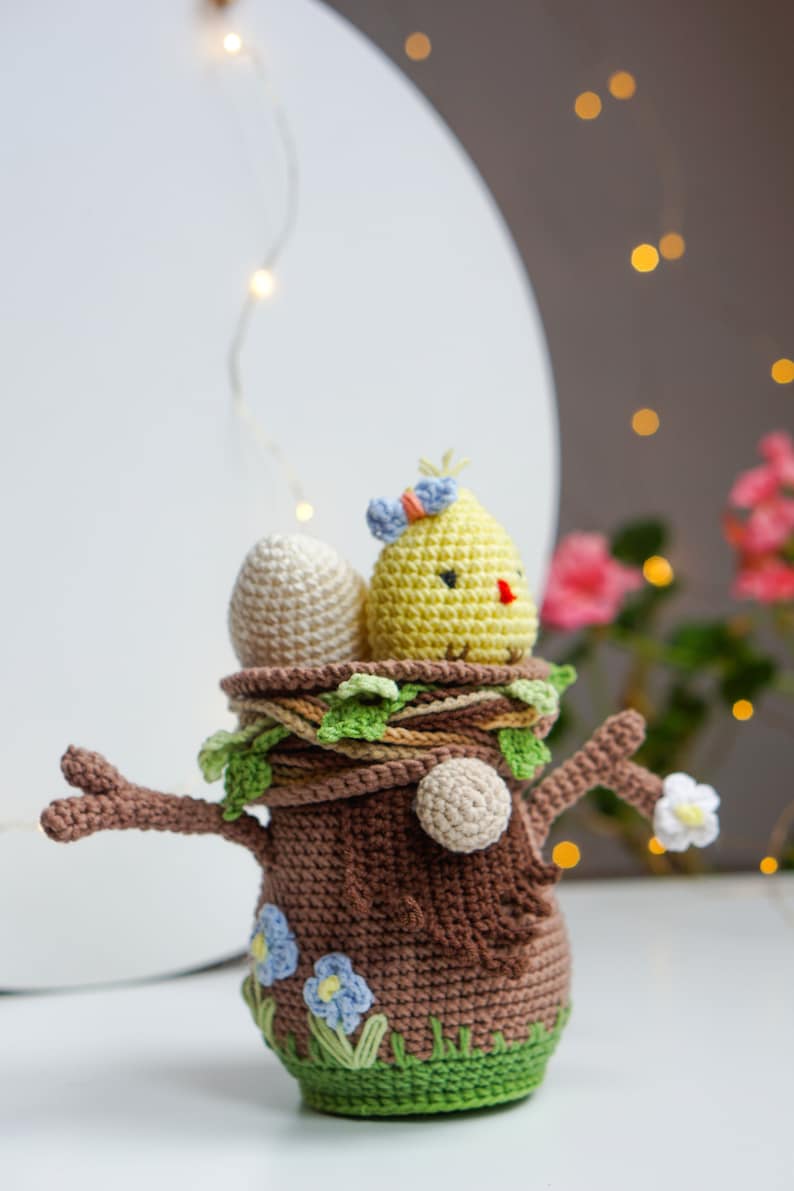 Crochet patterns Garden Gnome, Tree Gnome, crochet Chick pattern, Crochet Eggs, gnome amigurumi pattern, Easter Gnome, Spring gnome image 4